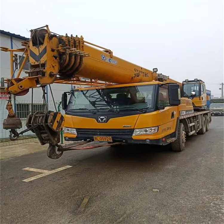 点军吊车出租保险：全面覆盖，安全无忧