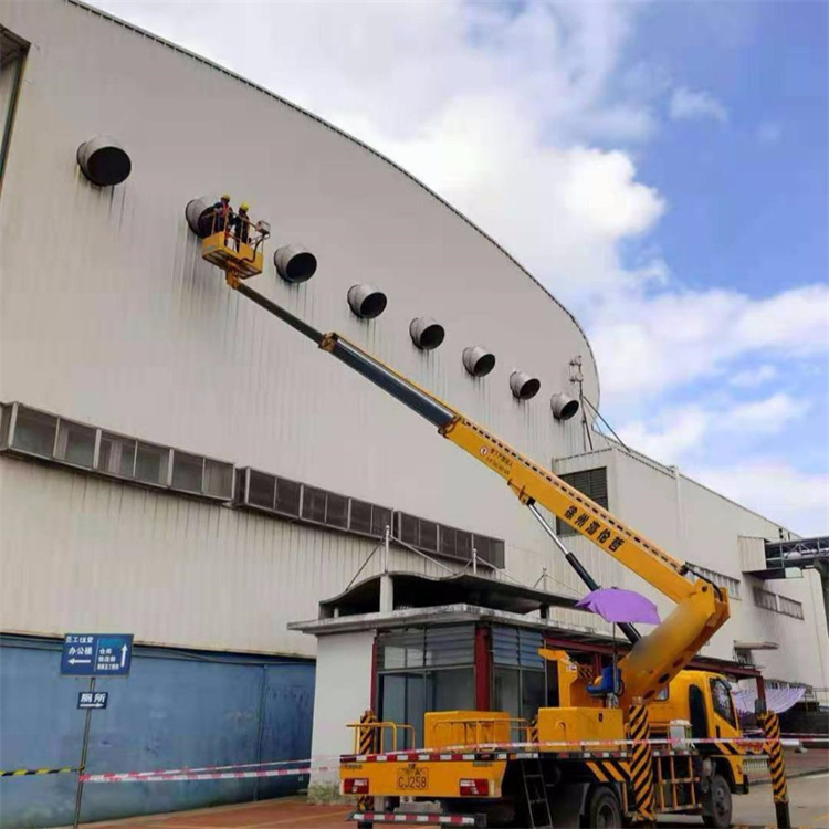 点军高空作业车出租服务：专业广告牌安装解决方案